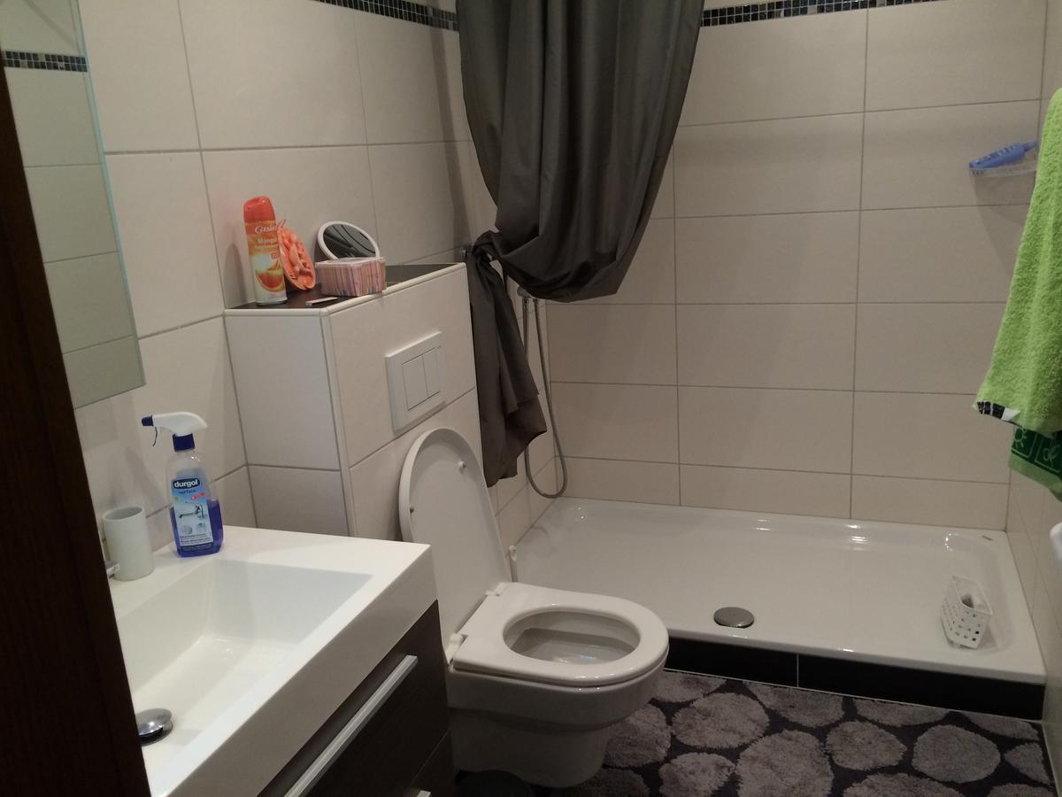 Bnb Parisod Aigle Exteriör bild